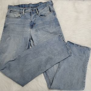 Old Navy Built In Flex Loose Fit 32x34 Jeans Light Wash EUC